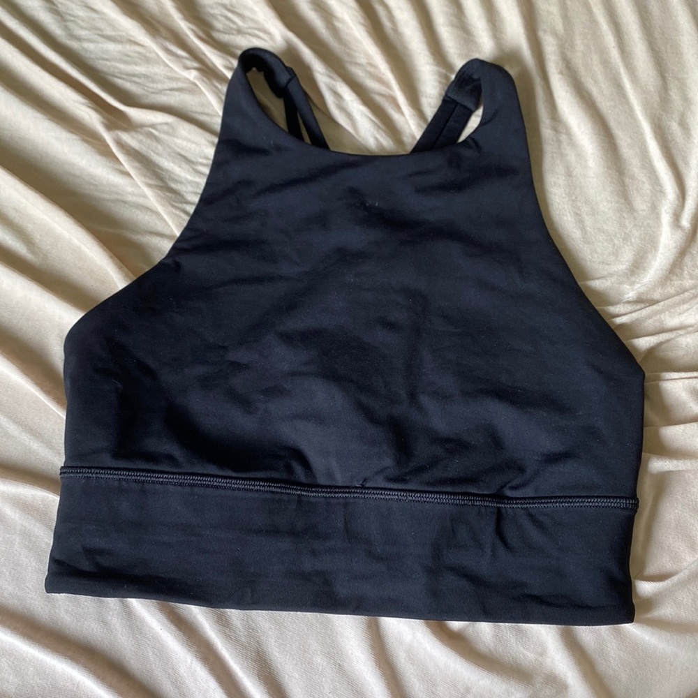 Lululemon - high neck energy bra